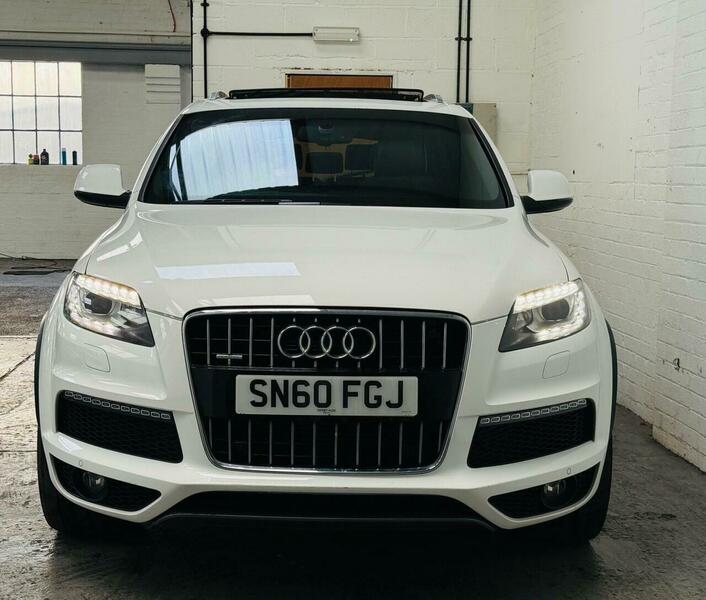 Used Audi Q7 2010 for sale - 76346162: Photo 2