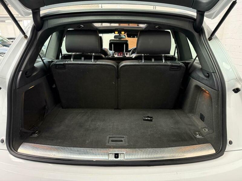 Used Audi Q7 2010 for sale - 76346162: Photo 28
