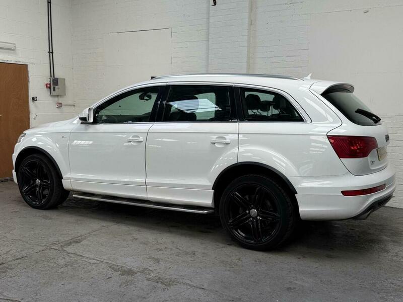 Used Audi Q7 2010 for sale - 76346162: Photo 4