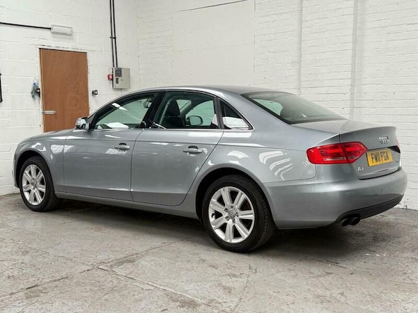 Used Audi A4 2011 for sale - 76292285: Photo 4