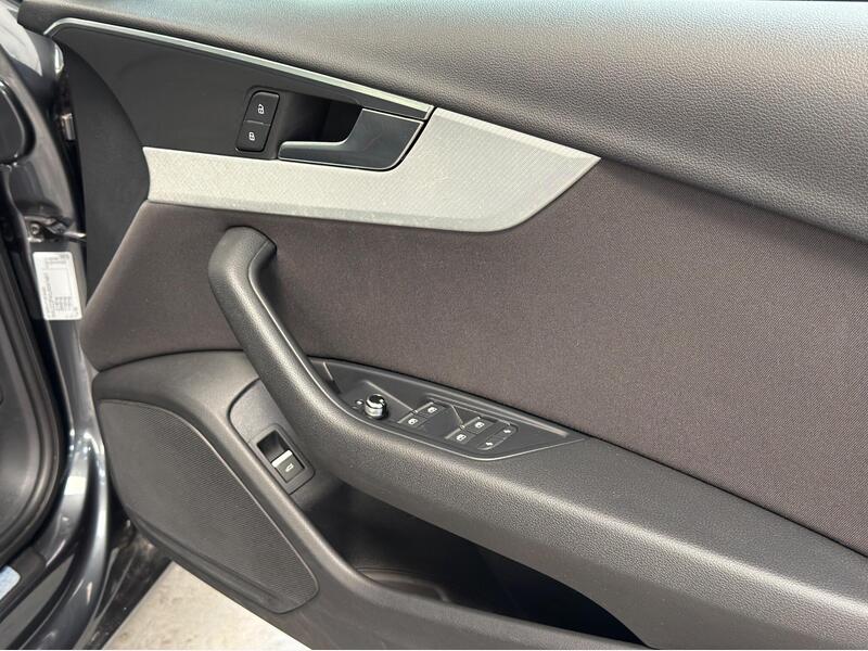 Used Audi A4 2017 for sale - 77893650: Photo 23