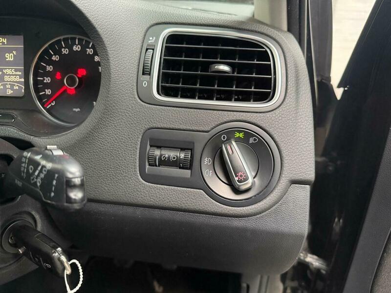 Used Volkswagen Polo 2012 for sale - 77798510: Photo 11