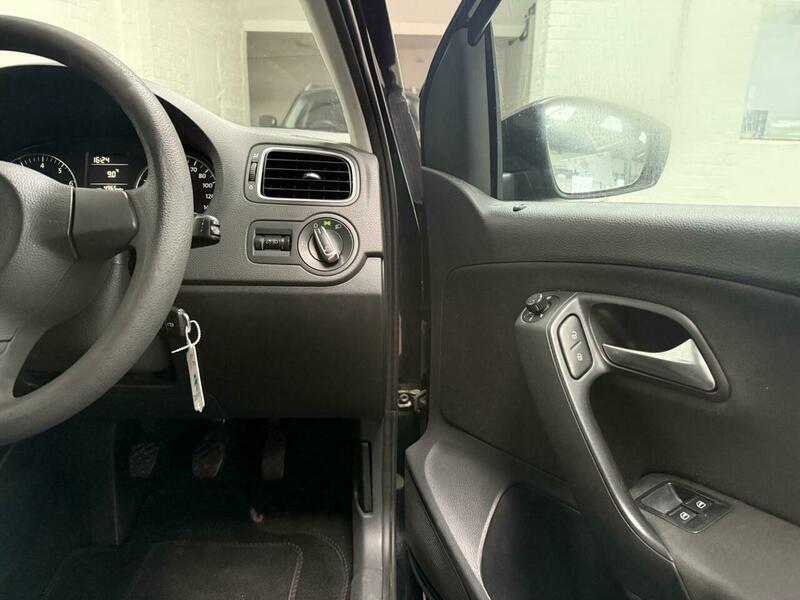 Used Volkswagen Polo 2012 for sale - 77798510: Photo 17