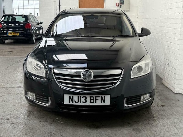 Used Vauxhall Insignia 2013 for sale - 76241121: Photo 2