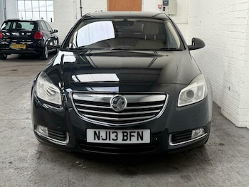 Used Vauxhall Insignia 2013 for sale - 76241121: Photo 2