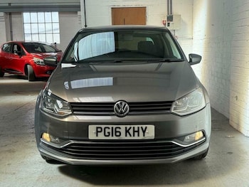 Used Volkswagen up! 2016 for sale - 75638142: Photo
