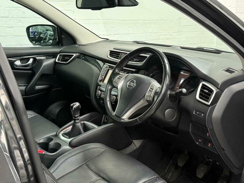 Used Nissan Qashqai 2015 for sale - 76346141: Photo 10