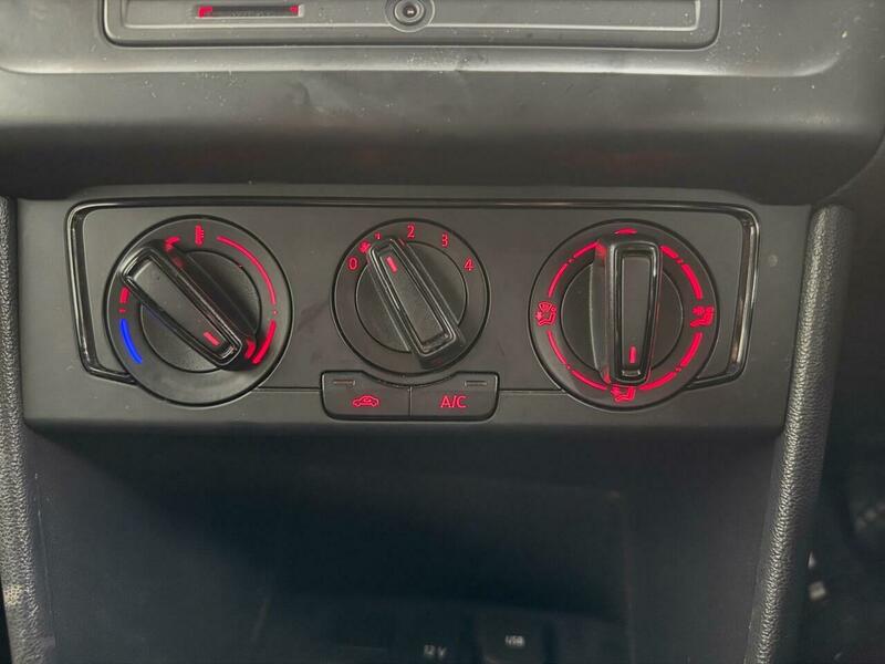 Used Volkswagen Polo 2014 for sale - 77622129: Photo 16