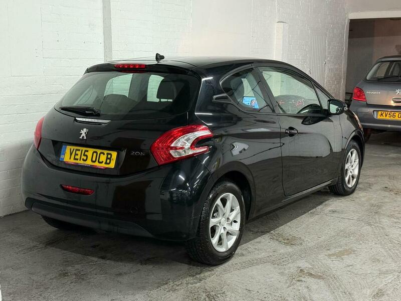 Used Peugeot 208 2015 for sale - 76596068: Photo 13