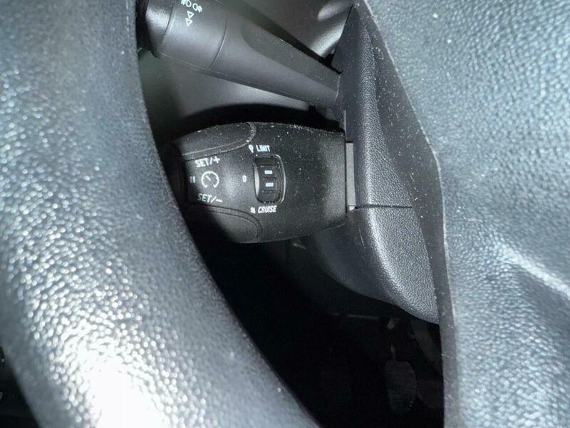 Used Peugeot 208 2015 for sale - 76596068: Photo 18