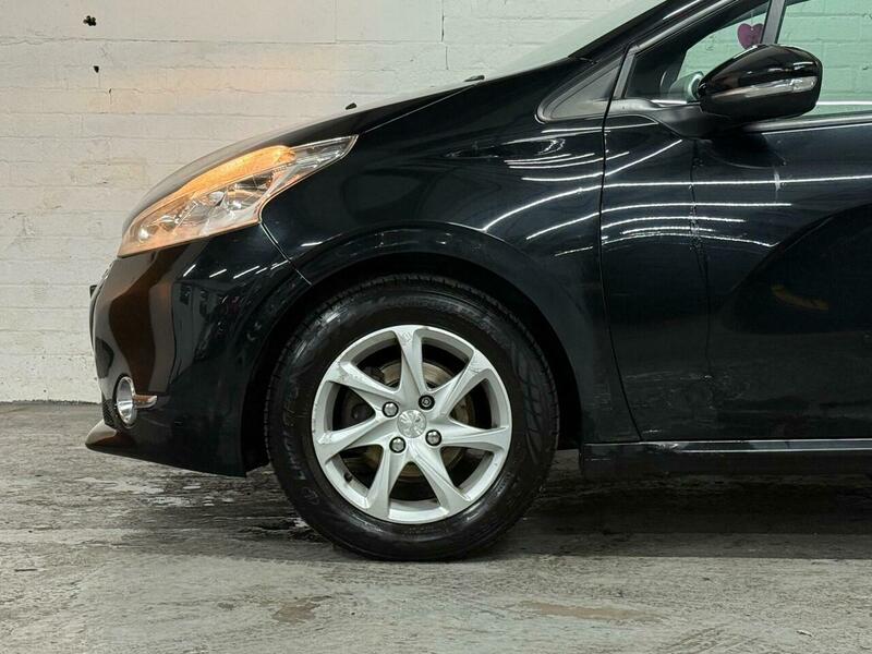 Used Peugeot 208 2015 for sale - 76596068: Photo 22