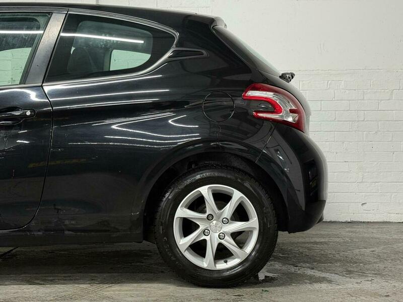 Used Peugeot 208 2015 for sale - 76596068: Photo 23