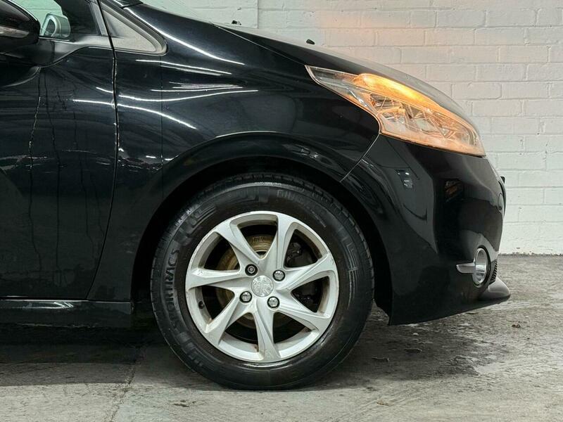 Used Peugeot 208 2015 for sale - 76596068: Photo 24