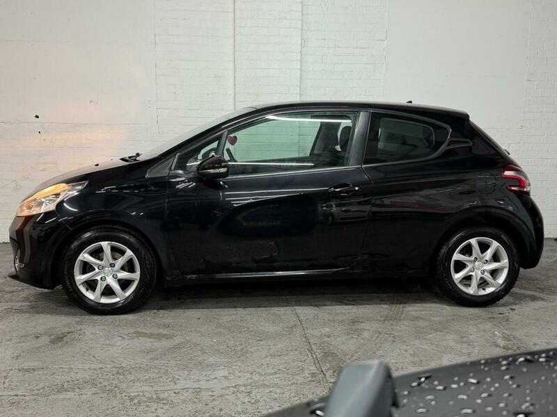 Used Peugeot 208 2015 for sale - 76596068: Photo 7