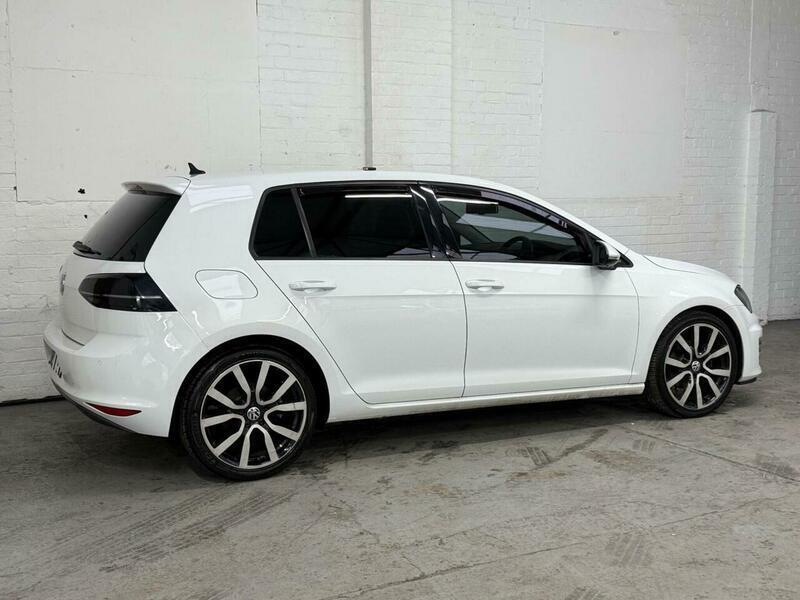 Used Volkswagen Golf 2014 for sale - 77971497: Photo 3