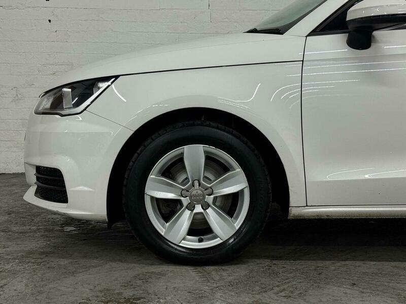 Used Audi A1 2015 for sale - 76570753: Photo 12