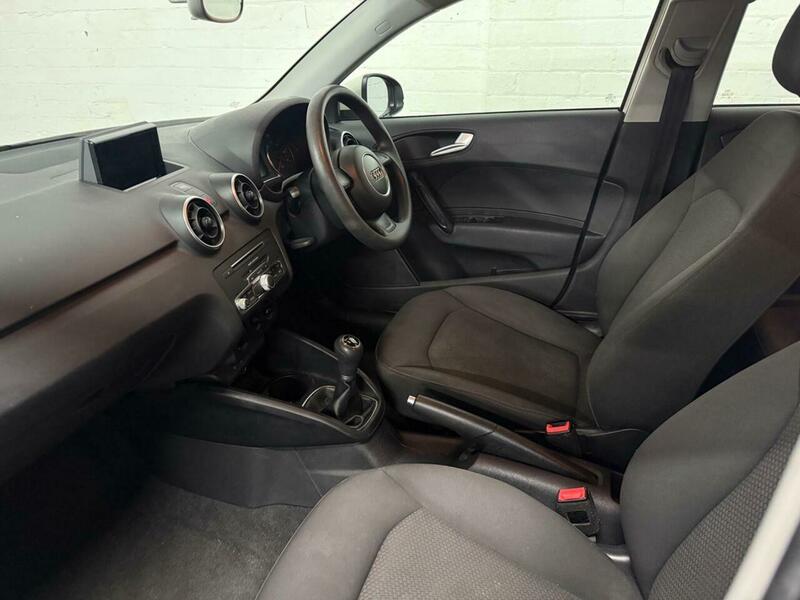 Used Audi A1 2015 for sale - 76570753: Photo 24