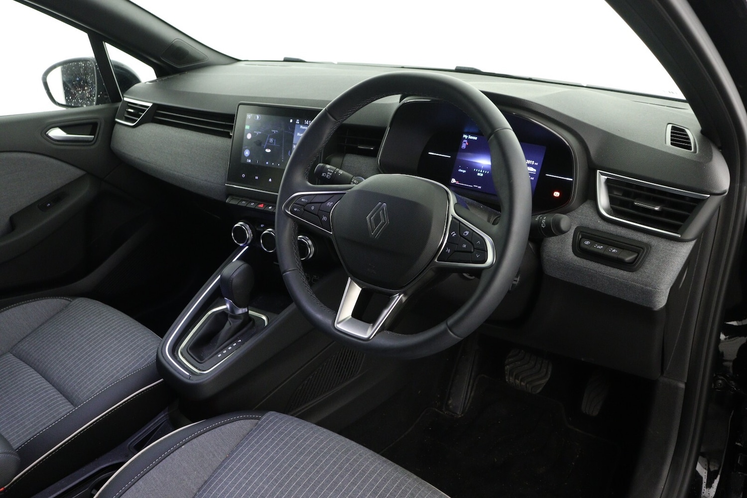 Used Renault Clio 2025 for sale - 77133896: Photo 14