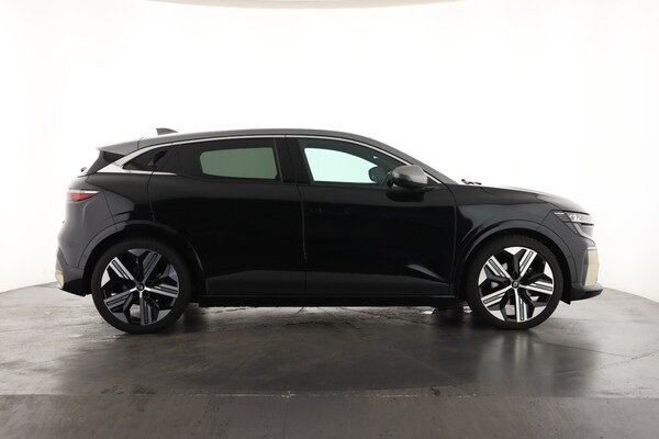 Used Renault Megane E Tech 2024 for sale - 75934522: Photo 5