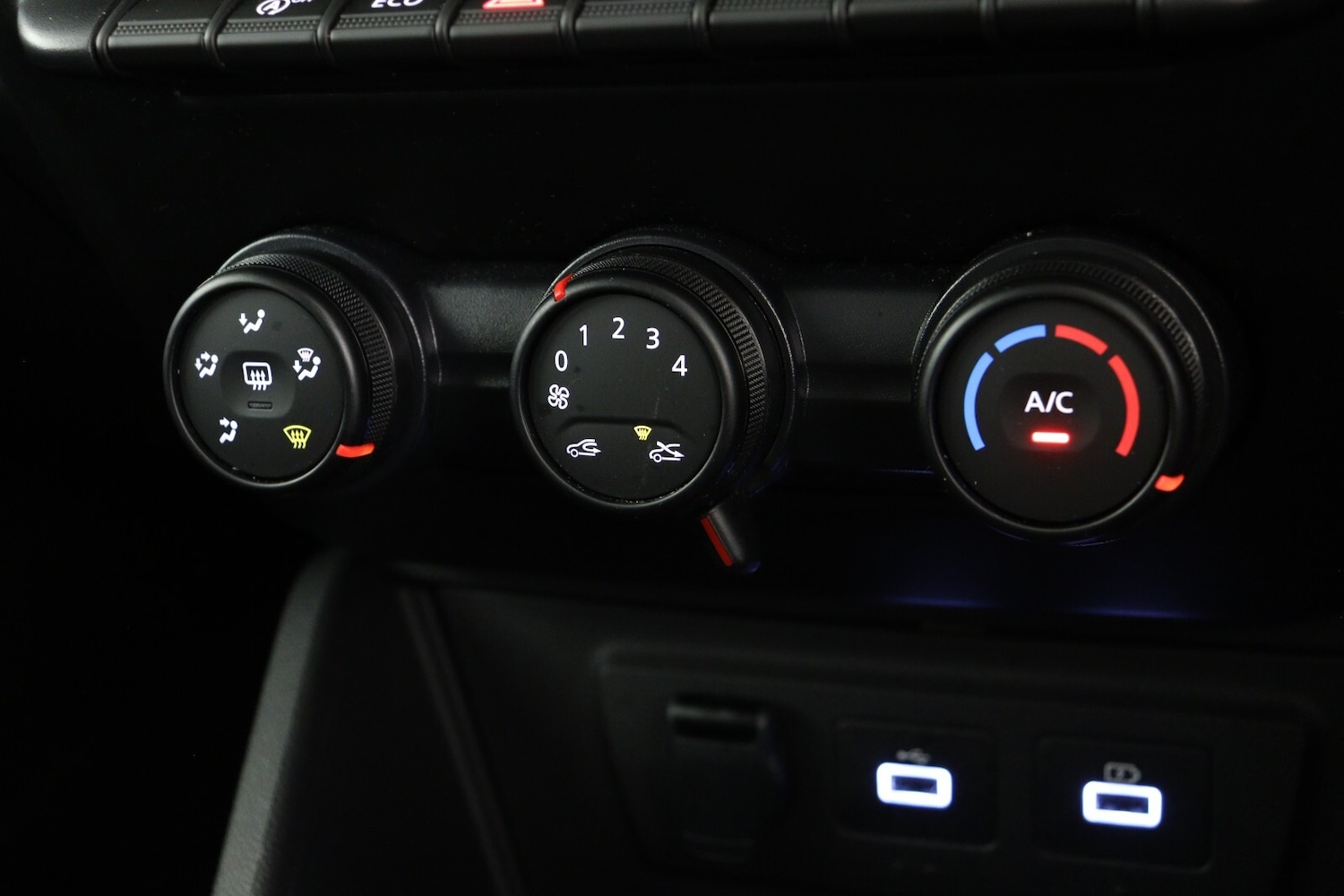 Used Dacia Duster 2023 for sale - 76872427: Photo 21