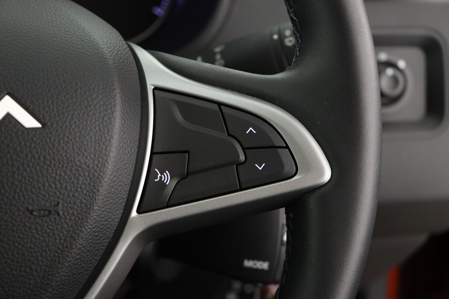 Used Dacia Duster 2023 for sale - 76872427: Photo 24