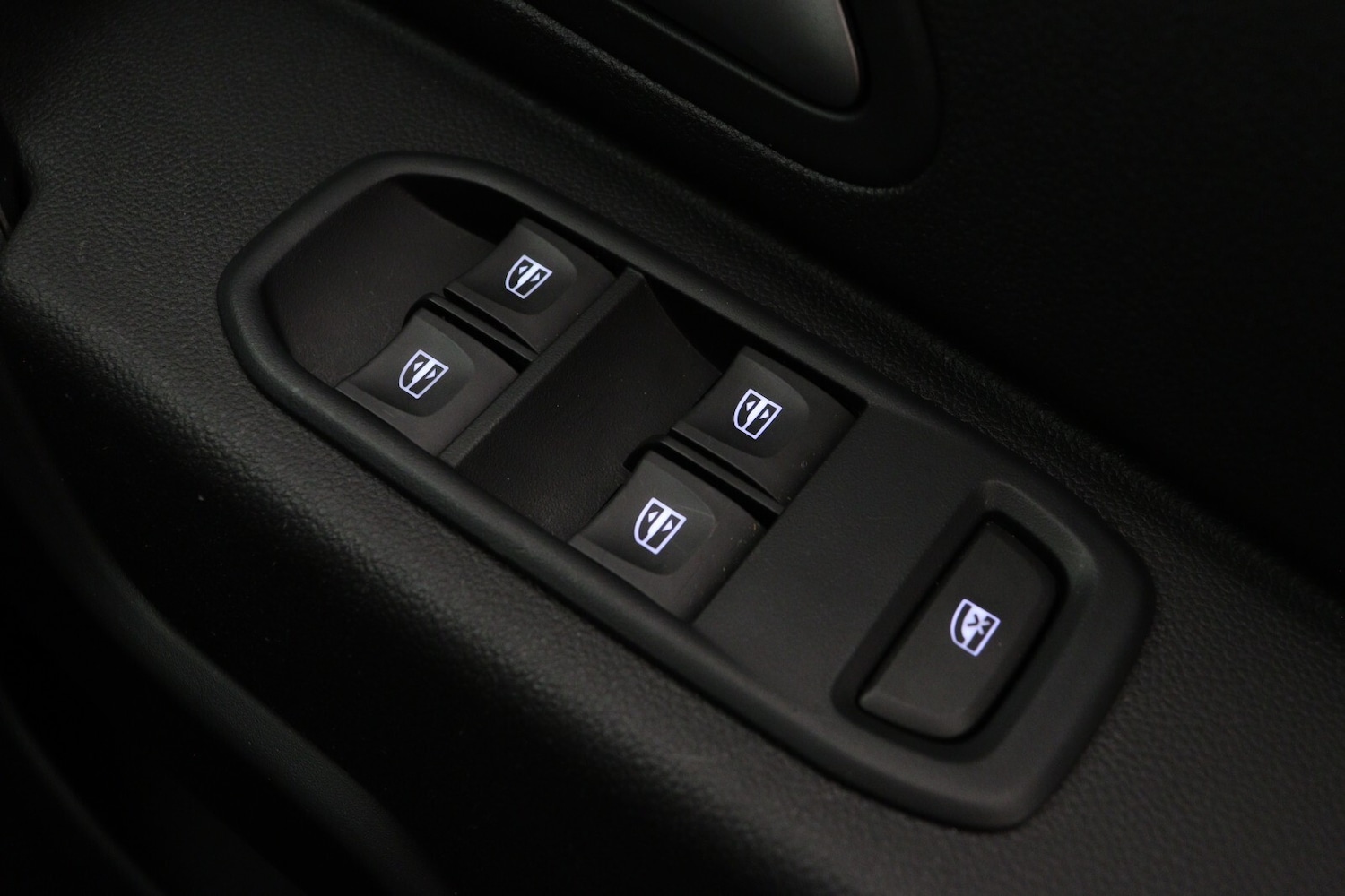 Used Dacia Duster 2023 for sale - 76872427: Photo 26