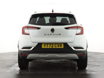 Used Renault Captur 2023 for sale - 77170500: Photo