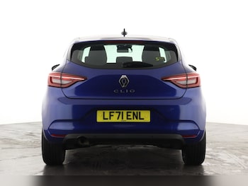 Used Renault Clio 2021 for sale - 76501426: Photo