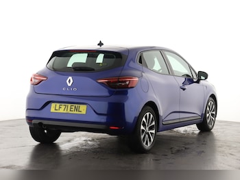 Used Renault Clio 2021 for sale - 76501426: Photo