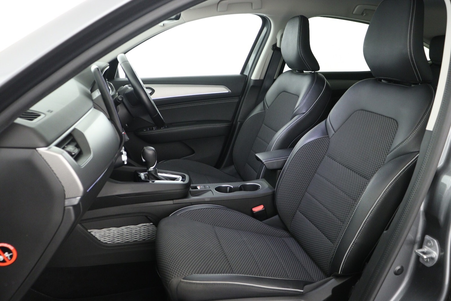 Used Renault Arkana 2022 for sale - 76870193: Photo 11