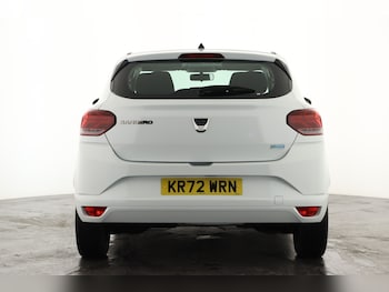 Used Dacia Sandero 2022 for sale - 76183810: Photo 2