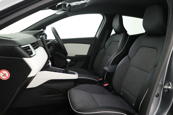 Used Renault Clio 2023 for sale - 76290000: Photo 11