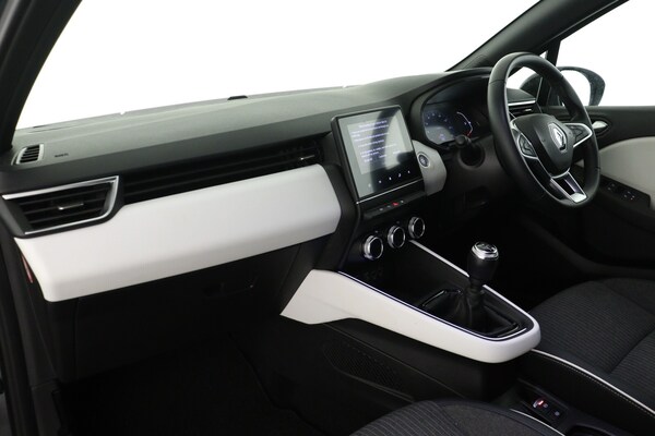 Used Renault Clio 2023 for sale - 76290000: Photo 12