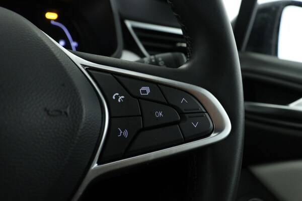 Used Renault Clio 2023 for sale - 76290000: Photo 22