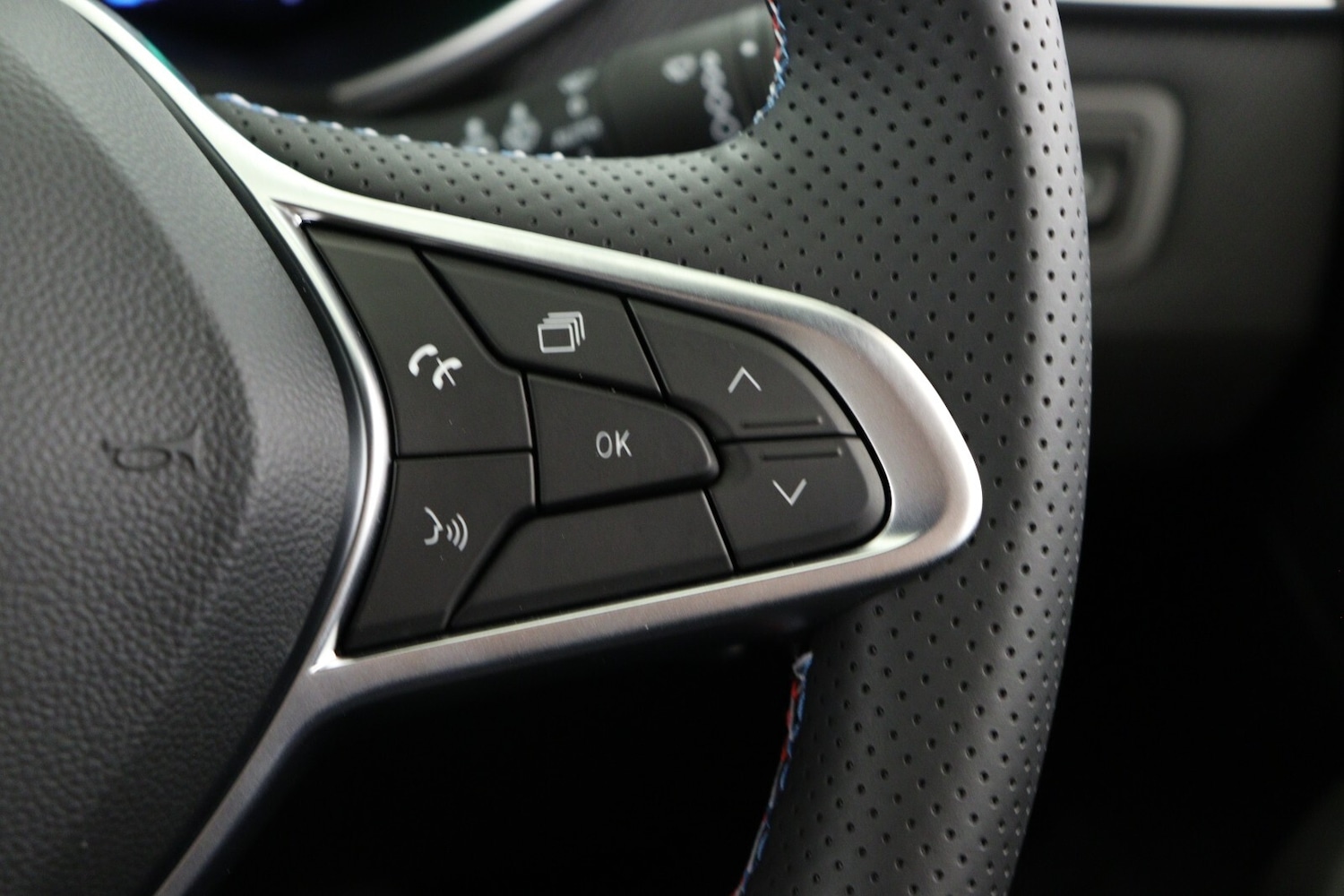 Used Renault Clio 2025 for sale - 76874071: Photo 24