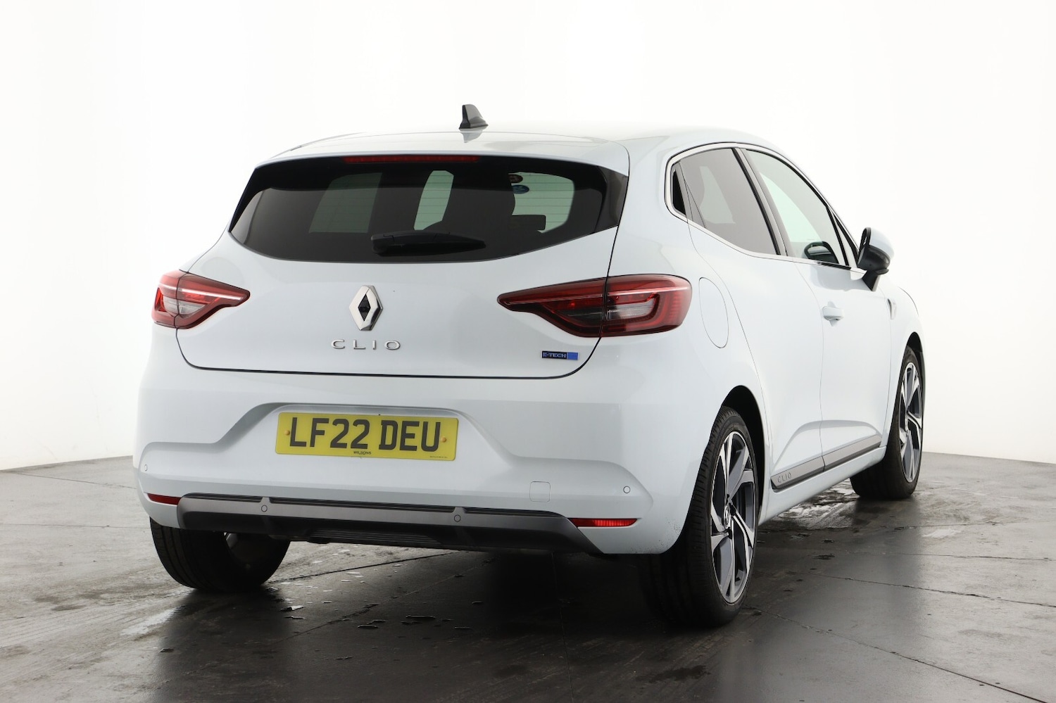 Used Renault Clio 2022 for sale - 76869632: Photo 3