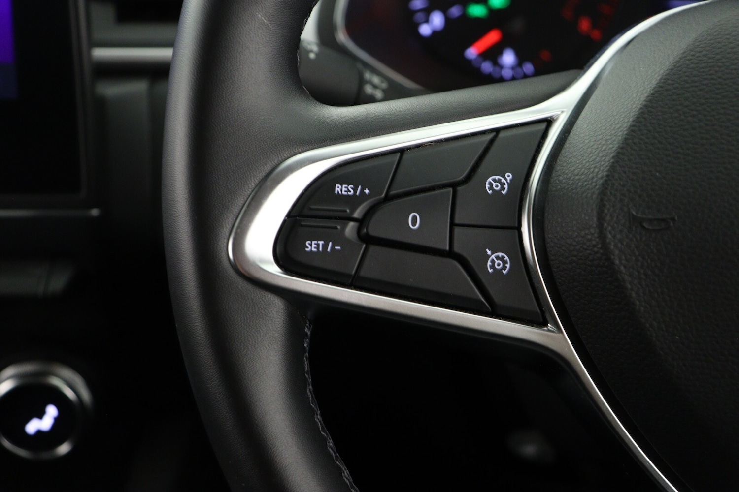 Used Renault Captur 2021 for sale - 76234084: Photo 21