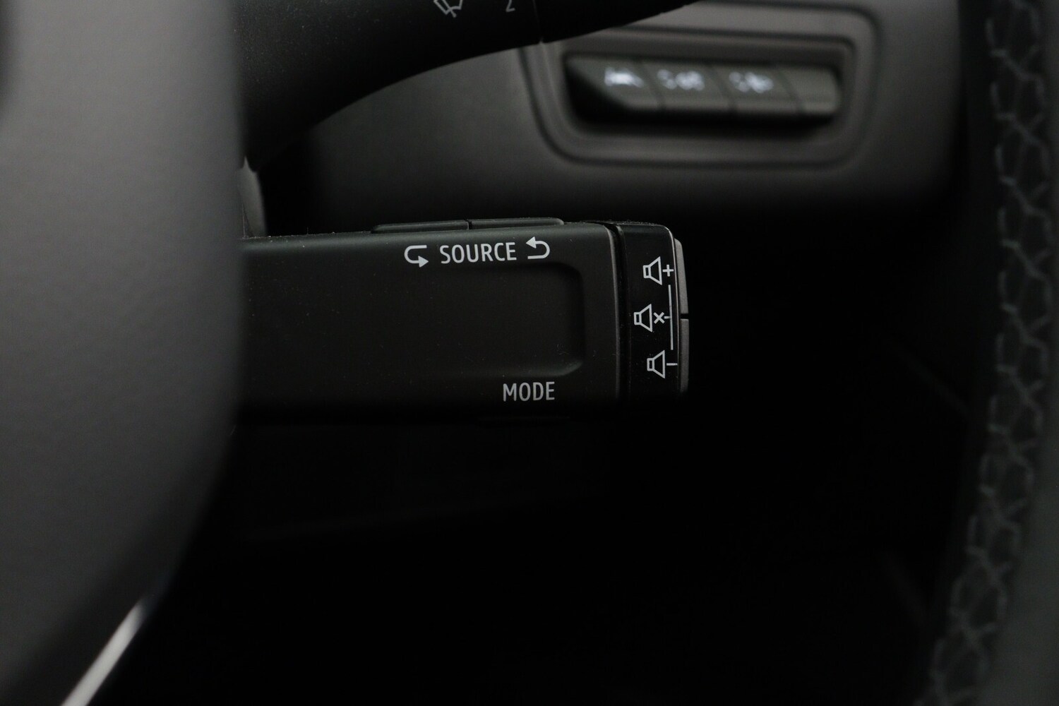 Used Renault Captur 2021 for sale - 76234084: Photo 24