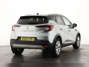 Used Renault Captur 2021 for sale - 76234084: Photo