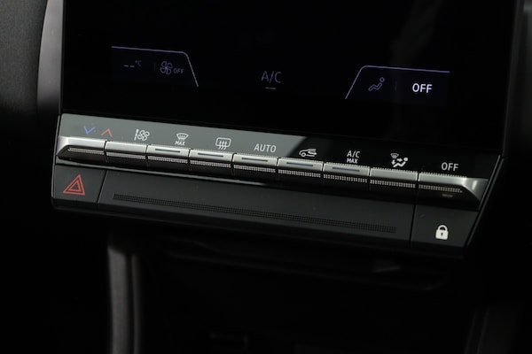 Used Renault Captur 2024 for sale - 76079098: Photo 21