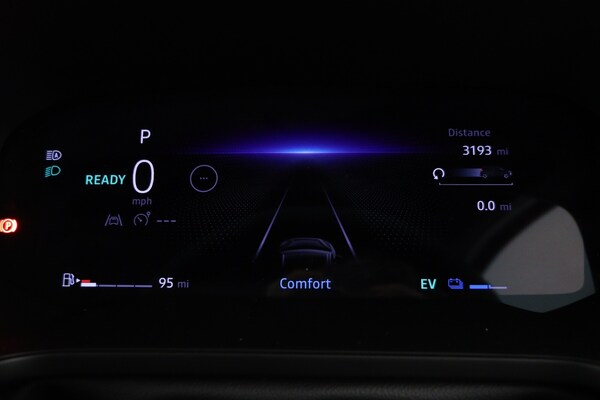 Used Renault Captur 2024 for sale - 76079098: Photo 28