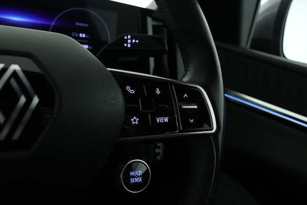 Used Renault Megane E Tech 2024 for sale - 76265531: Photo 22