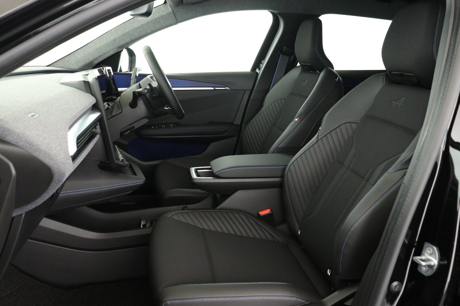 Used Renault Scenic E-Tech 2026 for sale - 77084872: Photo 13