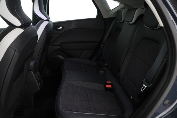 Used Renault Captur 2023 for sale - 76255016: Photo 12