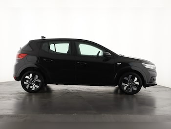 Used Dacia Sandero 2026 for sale - 77614478: Photo