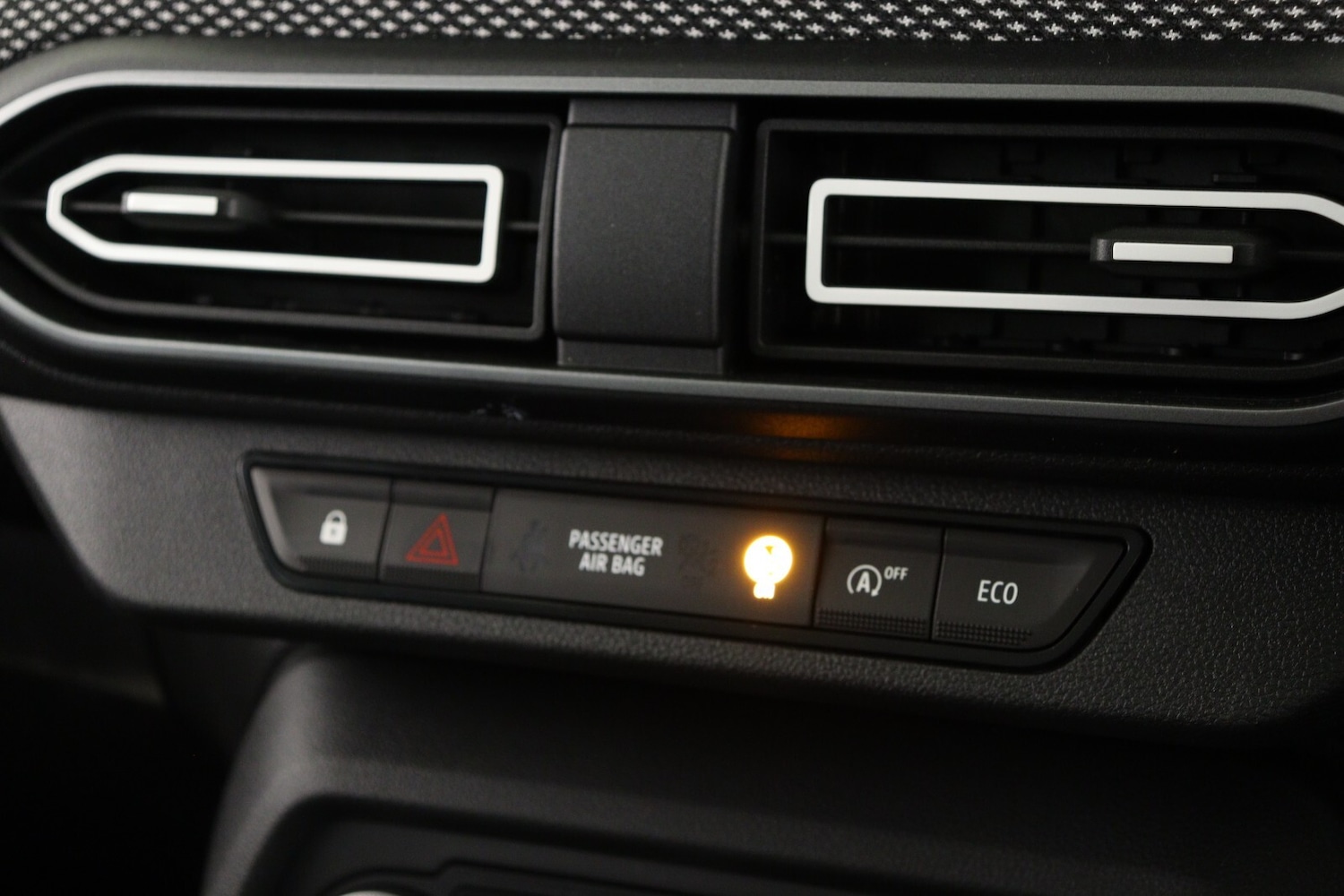 Used Dacia Sandero 2025 for sale - 76614886: Photo 15