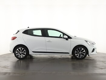 Used Renault Clio 2022 for sale - 75763267: Photo