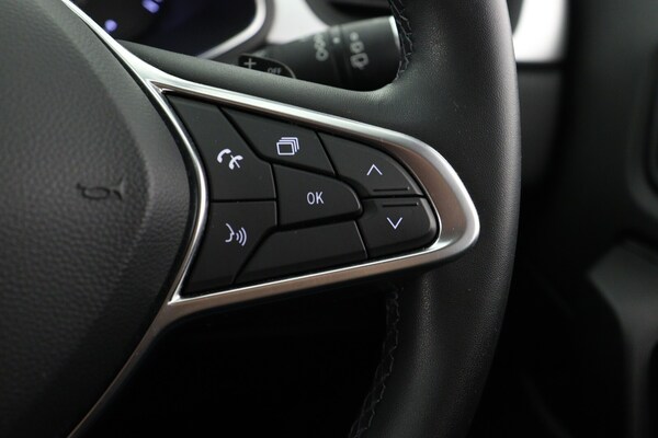 Used Renault Captur 2021 for sale - 76168888: Photo 23