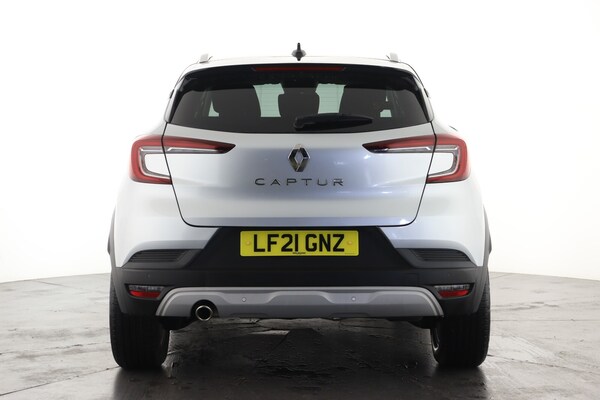 Used Renault Captur 2021 for sale - 76168888: Photo 2