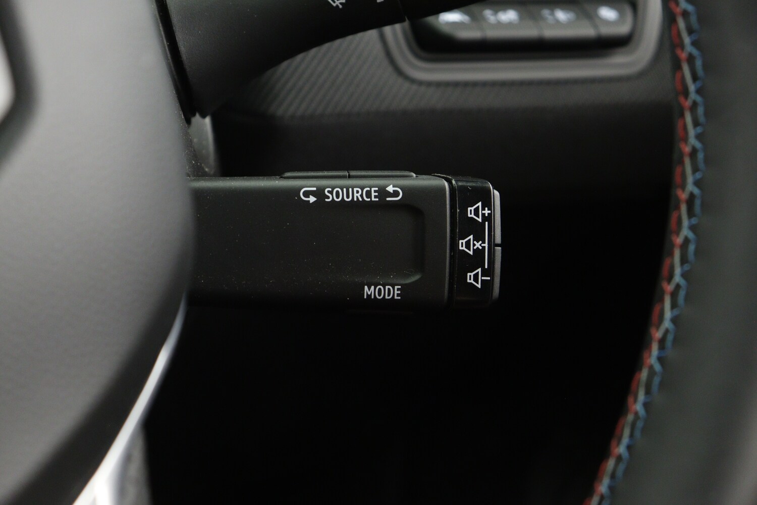 Used Renault Clio 2023 for sale - 76871927: Photo 28